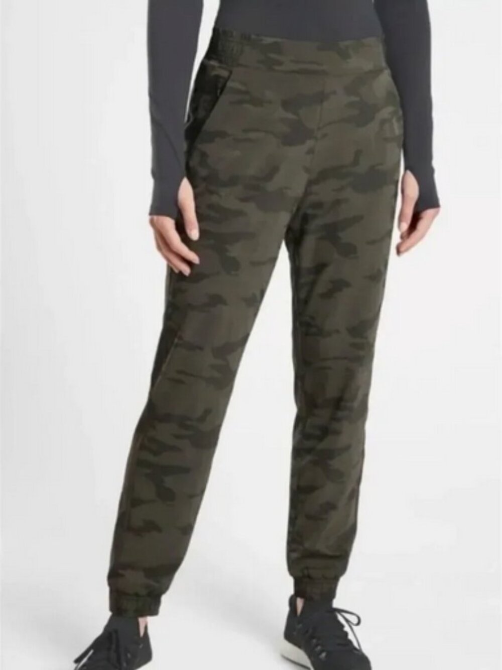 Athleta Brooklyn Textured Lined Green Camo Jogger Size 8